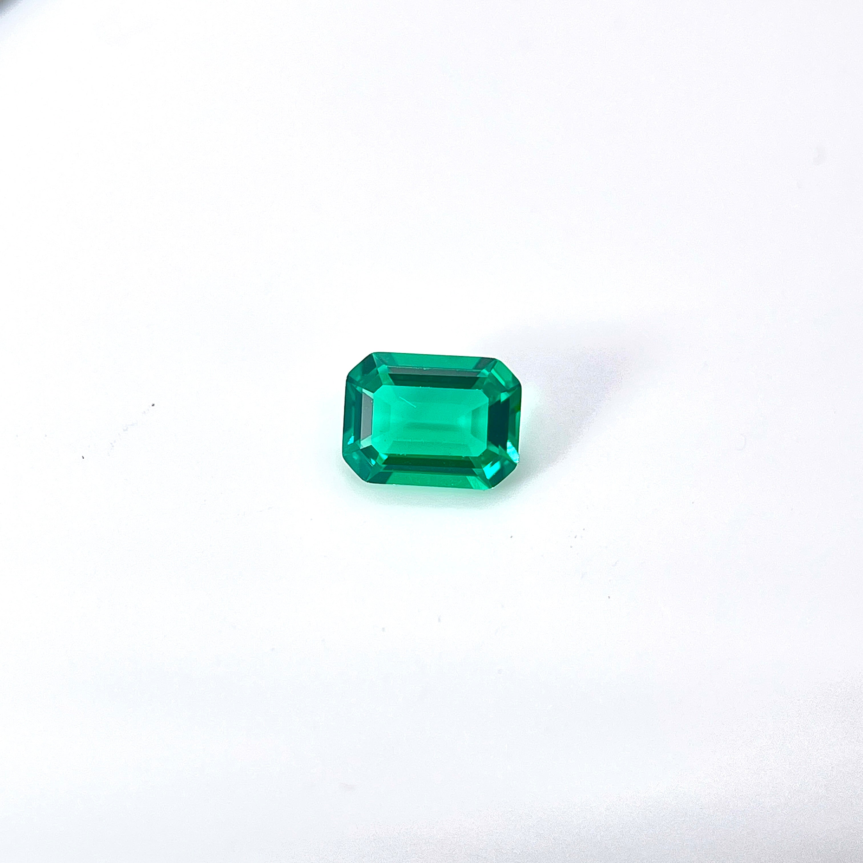 ~1.17ct Colombia Green Hydrothermal Emerald [Beryl] | Emerald Cut | 6 × 8 mm | Gemdrop® Verified