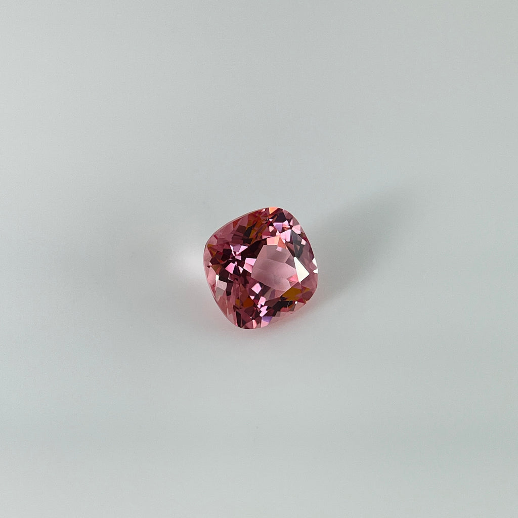 ~3 ct Padparadscha Czochralski Sapphire | Cushion Cut | 8 × 8 mm | Gemdrop® Verified
