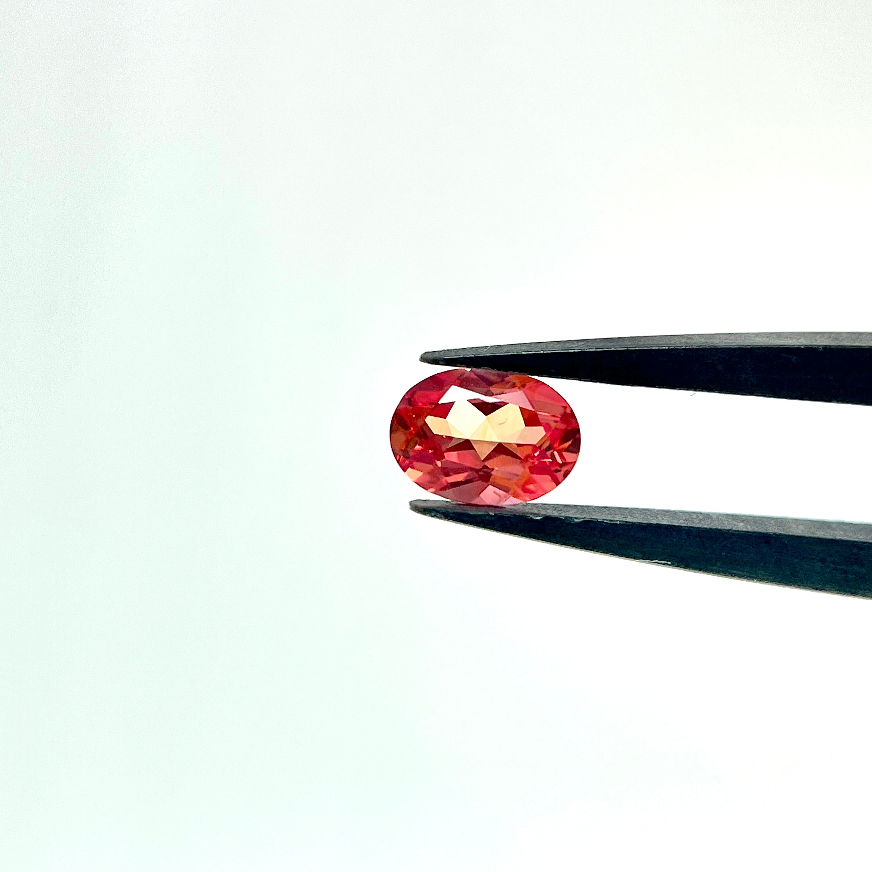 ~1ct Sunny Orange Czochralski Sapphire | Oval Cut | 5 × 7 mm | Gemdrop® Verified