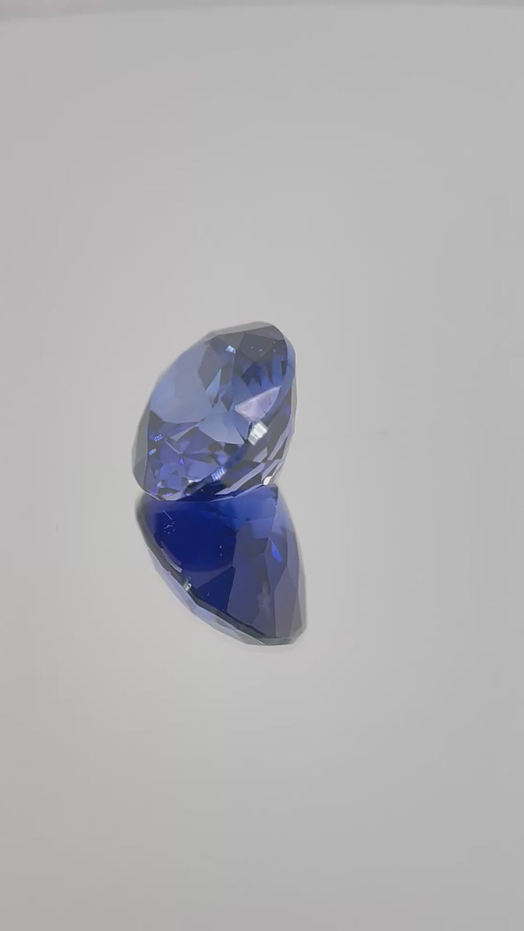 ~6.5 ct Cornflower Blue Sapphire | Oval Cut | 10 × 12 mm | Gemdrop® Verified