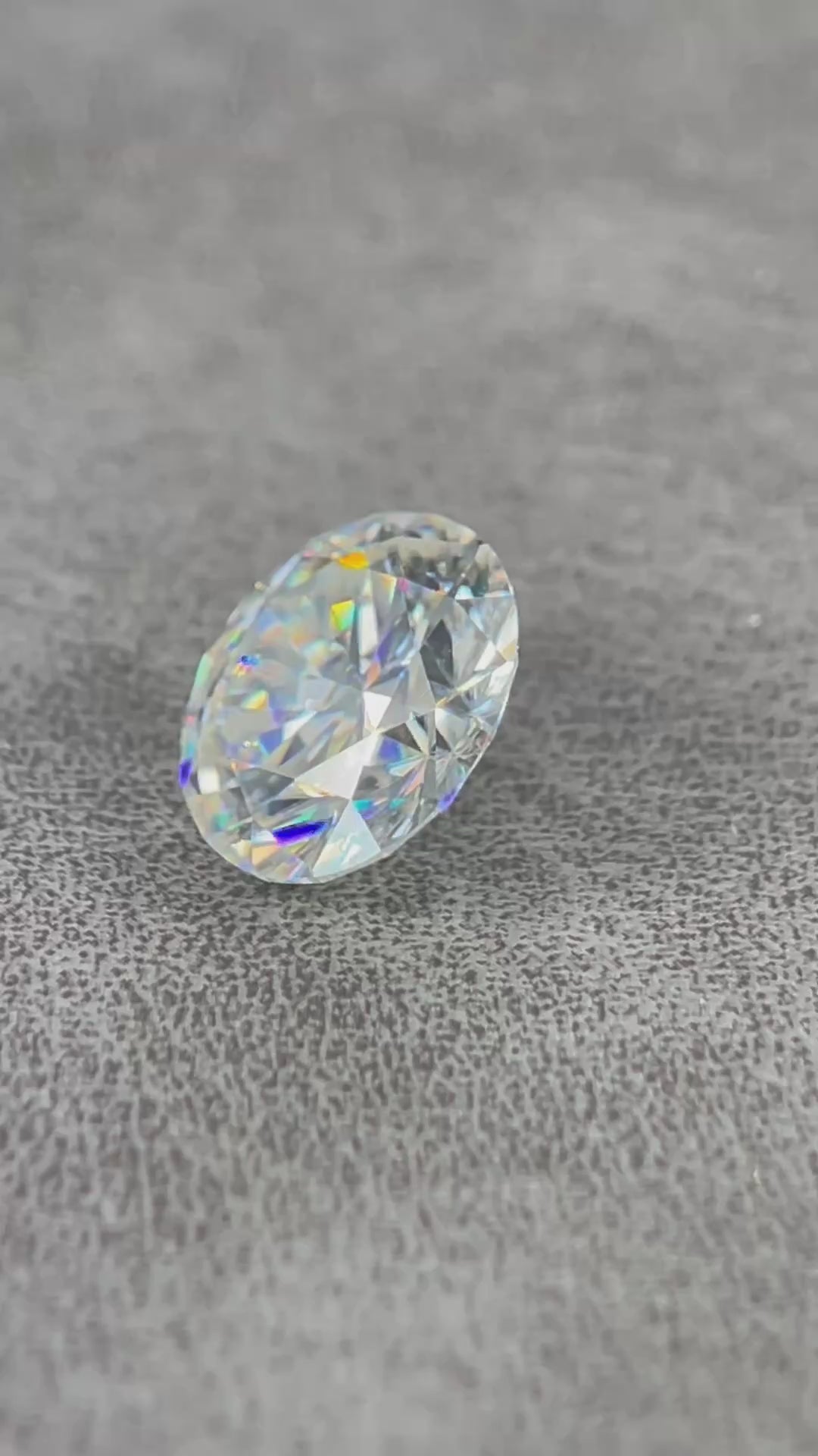 4 Carat Round Brilliant VVS1 D Moissanite Space Diamond | 10mm | GemDrop® Verified