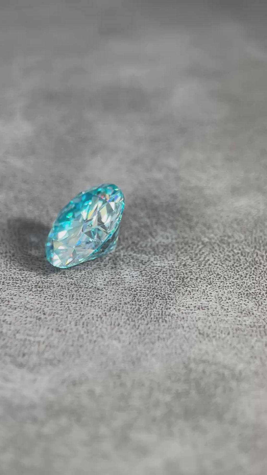5 Carat Sea Blue Round Brilliant VVS1 Moissanite Space Diamond | 11 mm | + GRA Report & Warranty | Gemdrop® Verified