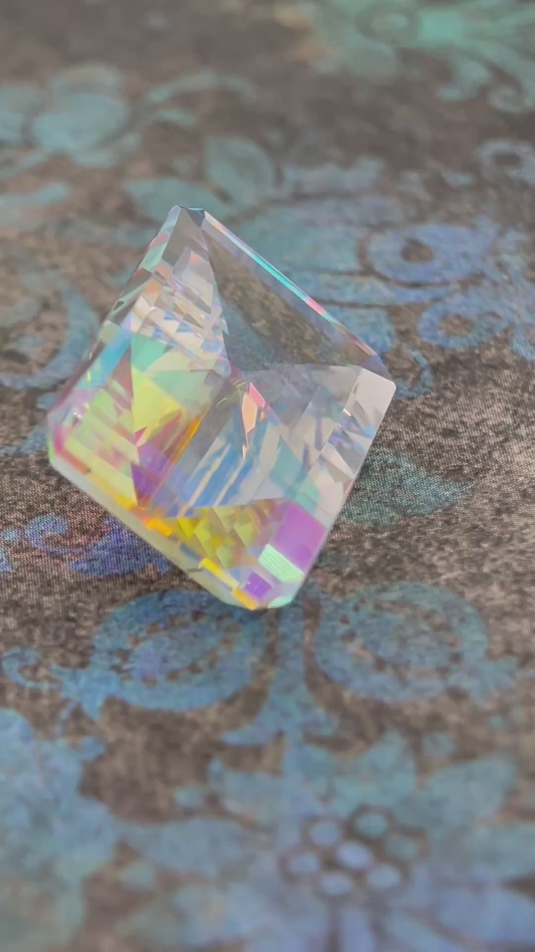 20.025ct Mystic Quartz | Pixel Cut | 15x20 mm | Gemdrop® Verified