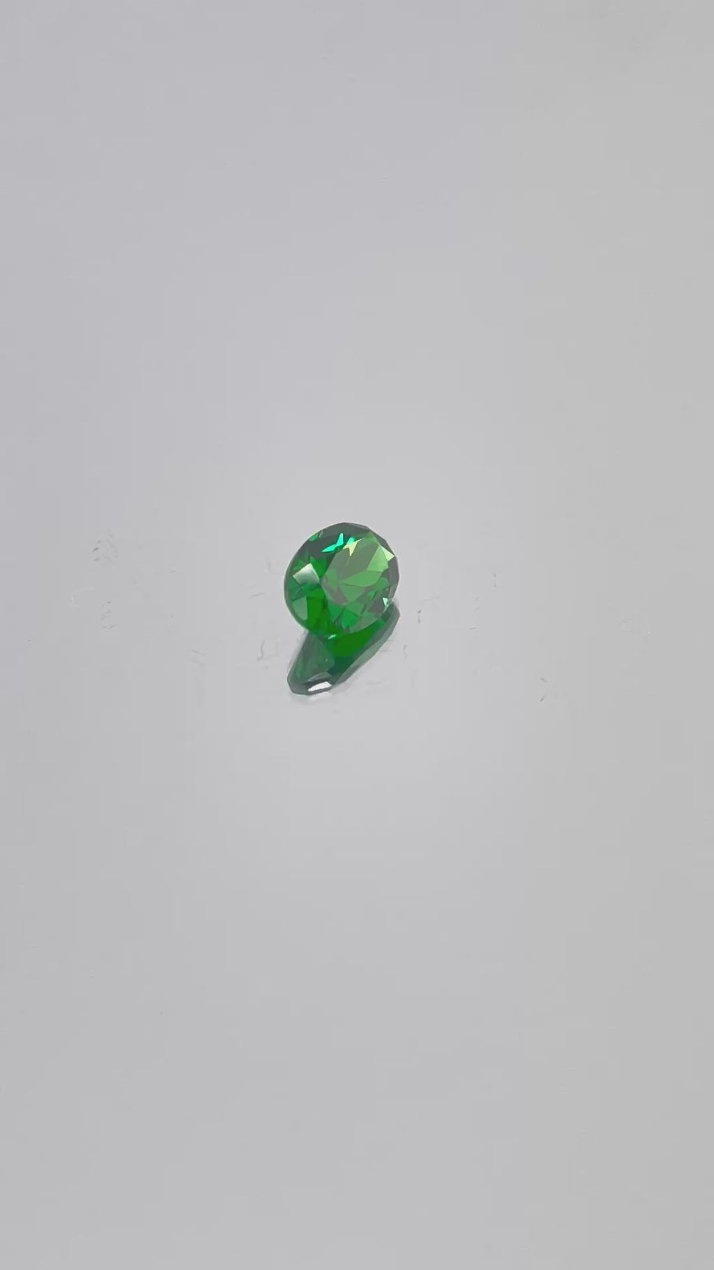 Dark Green Cubic Zirconia – Oval Cut